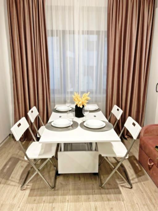 Cosy And Stylish Studio Boekarest Buitenkant foto
